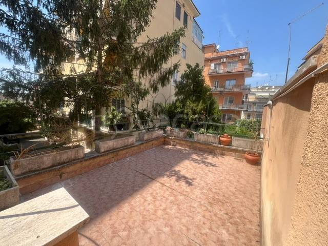 appartamento in vendita a Roma in zona Primavalle