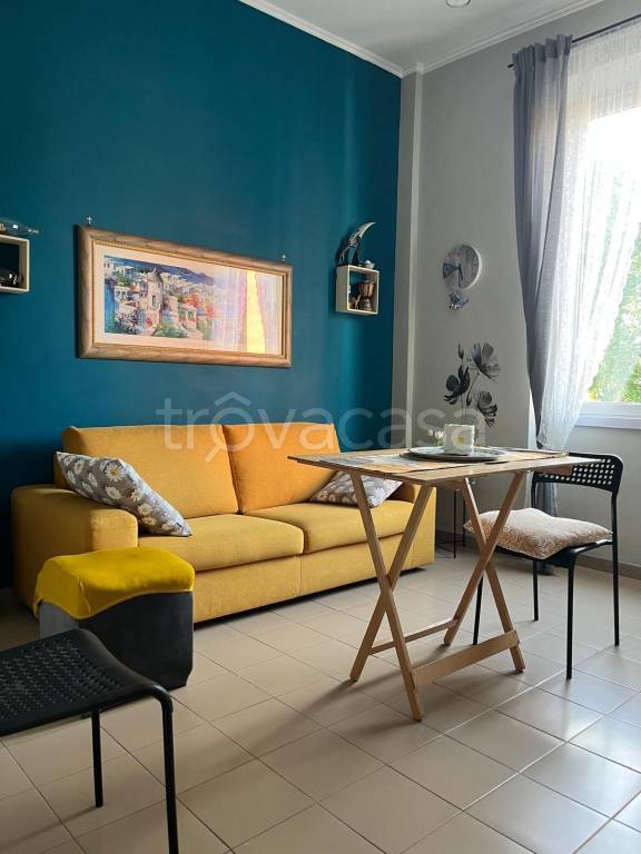 appartamento in vendita a Roma in zona Ostiense