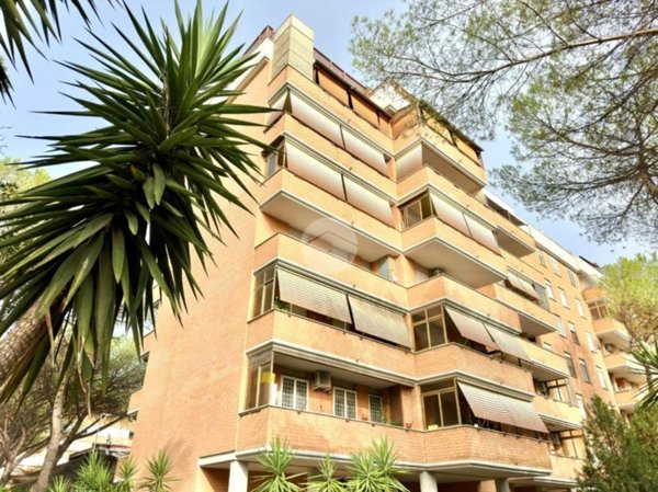 appartamento in vendita a Roma in zona Appio Claudio