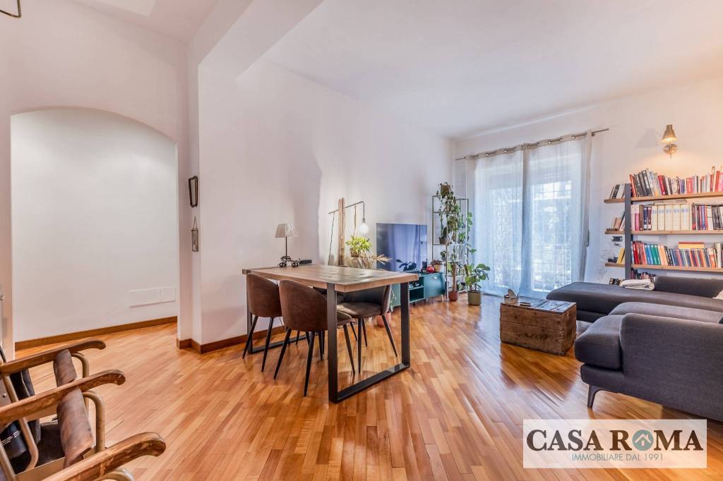 appartamento in vendita a Roma in zona Ostiense