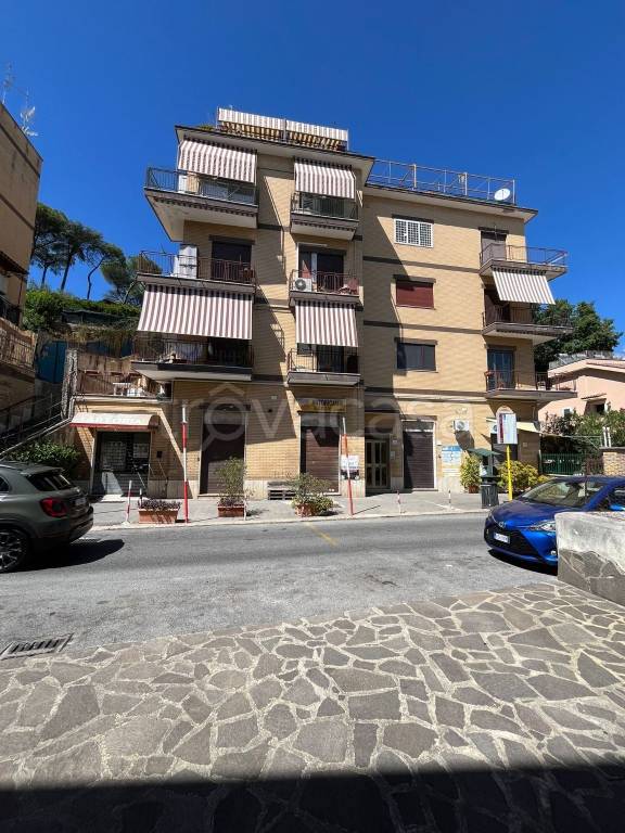 appartamento in vendita a Roma in zona Labaro