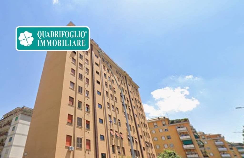 appartamento in vendita a Roma in zona Prenestino-Labicano