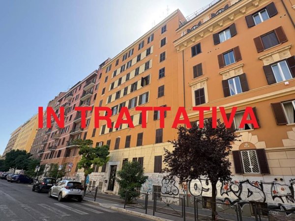 appartamento in vendita a Roma in zona Tuscolano