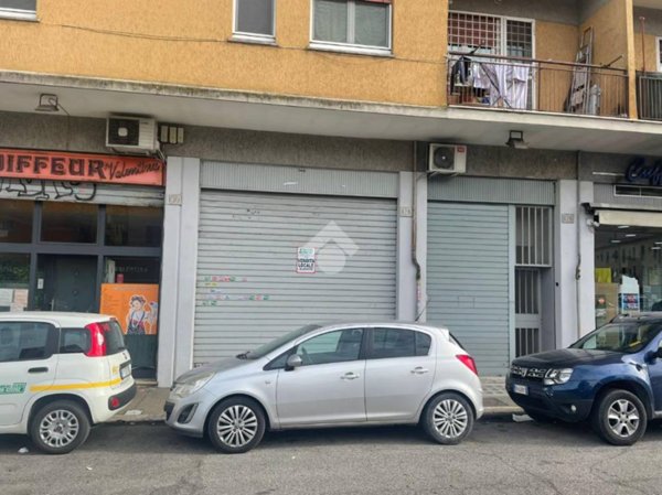 negozio in vendita a Roma in zona Collatino