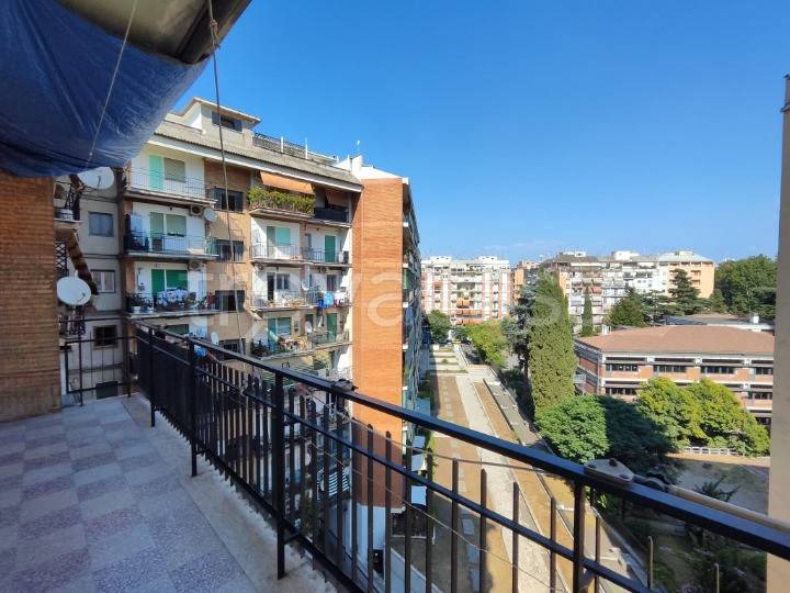 appartamento in vendita a Roma in zona Portuense