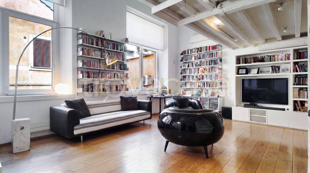 casa indipendente in vendita a Roma in zona Trastevere
