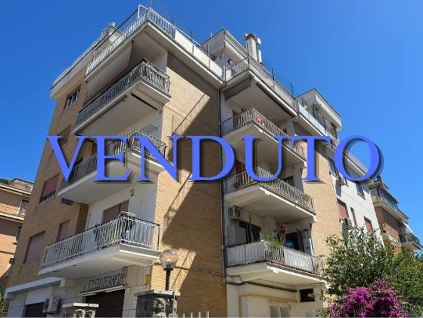 appartamento in vendita a Roma in zona Torrevecchia