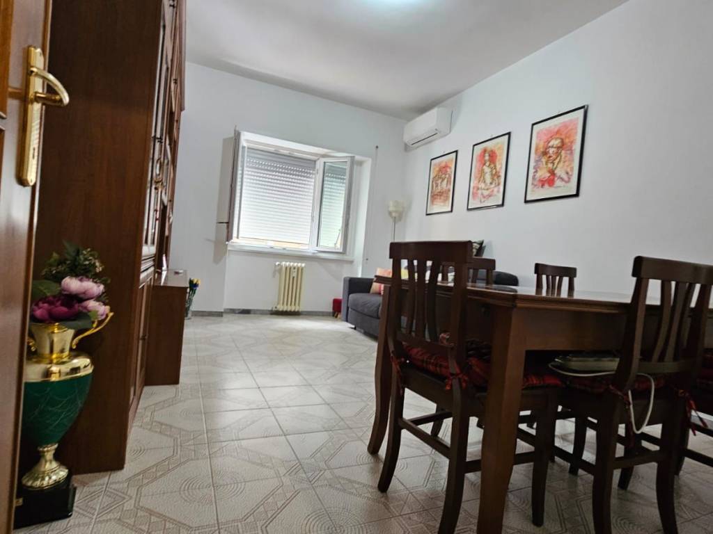 appartamento in vendita a Roma in zona Portuense