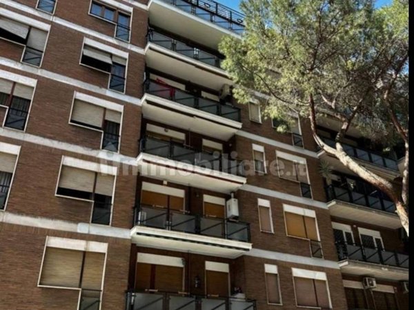 appartamento in vendita a Roma in zona Tuscolano