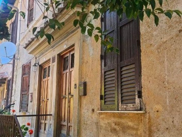casa indipendente in vendita a Roma in zona Ostiense