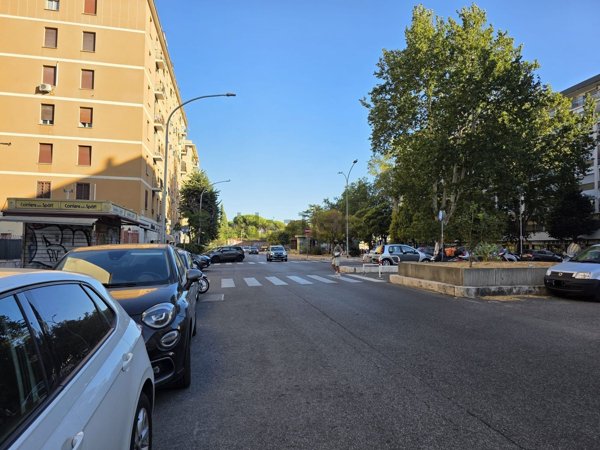 appartamento in vendita a Roma in zona Don Bosco
