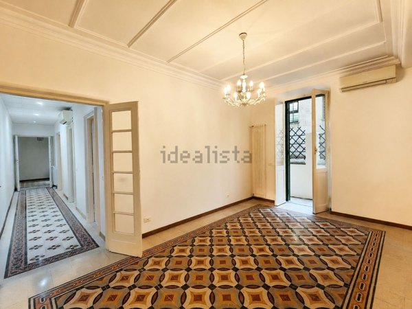 appartamento in vendita a Roma in zona Esquilino