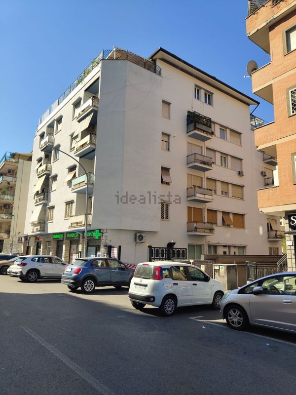 appartamento in vendita a Roma in zona Della Vittoria