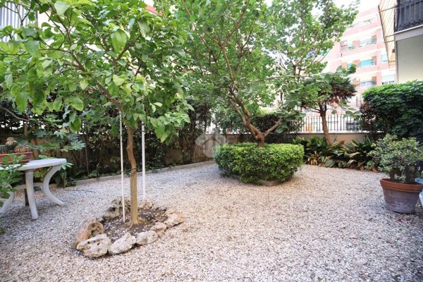 appartamento in vendita a Roma in zona Ostia