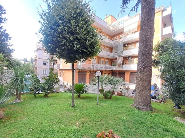 appartamento in vendita a Roma in zona Portuense