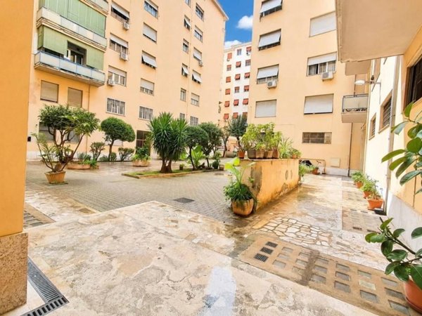 appartamento in vendita a Roma in zona Don Bosco