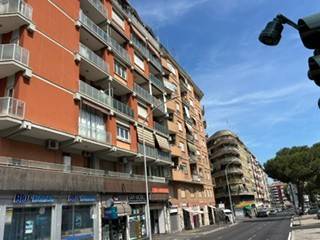 appartamento in vendita a Roma in zona Appio Latino