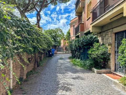 appartamento in vendita a Roma in zona Aurelio
