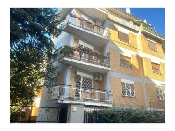 appartamento in vendita a Roma in zona Aurelio