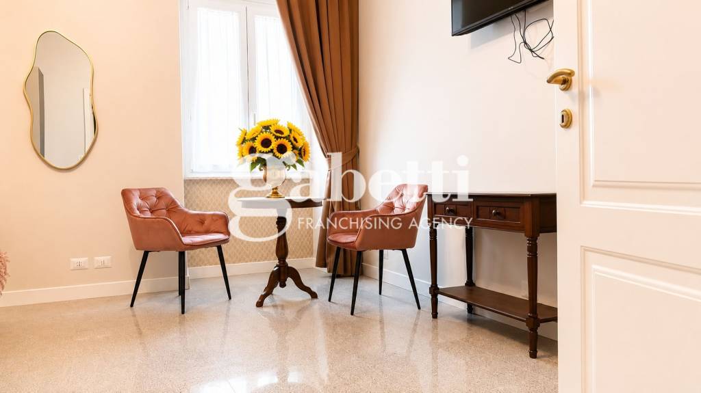 appartamento in vendita a Roma in zona Appio Latino
