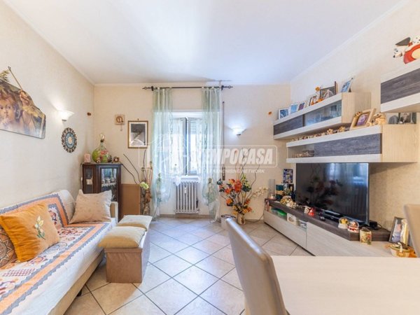 appartamento in vendita a Roma in zona Don Bosco