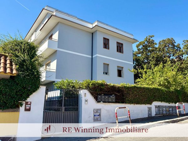 appartamento in vendita a Roma in zona Finocchio