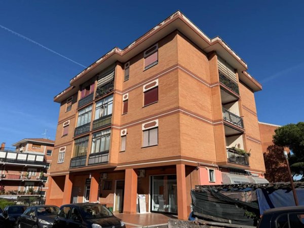 appartamento in vendita a Roma in zona Aurelio