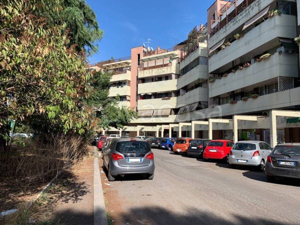 appartamento in vendita a Roma in zona Appio Claudio