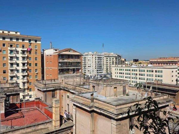 appartamento in vendita a Roma in zona Appio Latino