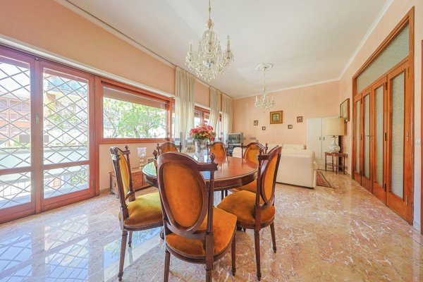 appartamento in vendita a Roma in zona Appio Latino
