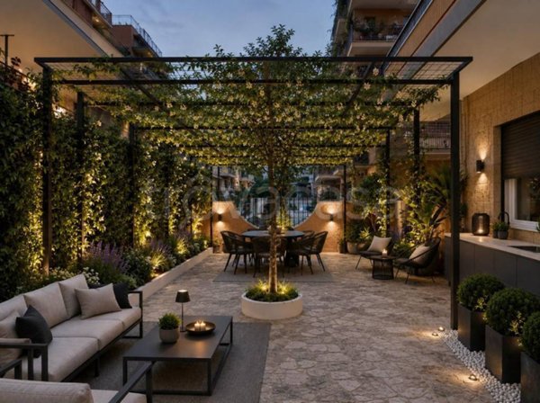 appartamento in vendita a Roma in zona Appio Claudio
