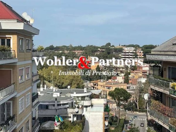appartamento in vendita a Roma in zona Tomba di Nerone