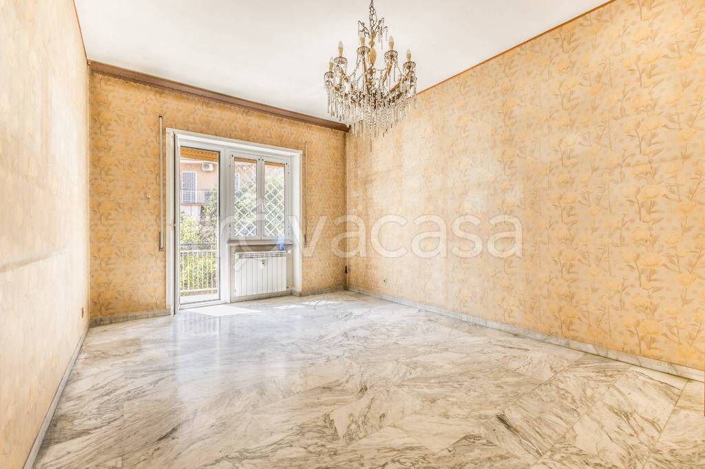 appartamento in vendita a Roma in zona Gianicolense