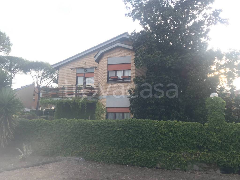 casa indipendente in vendita a Roma in zona Tor di Quinto