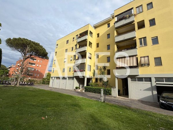 appartamento in vendita a Roma in zona Casal Palocco