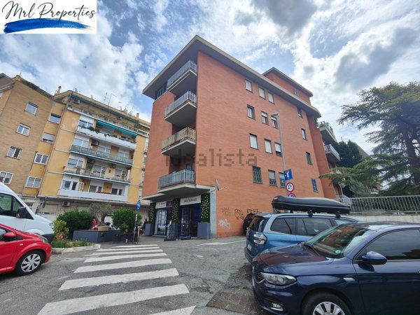 appartamento in vendita a Roma in zona Tor di Quinto