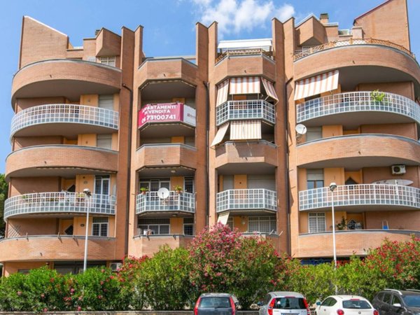 appartamento in vendita a Roma in zona Ponte Mammolo