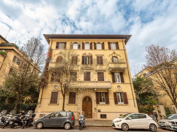 appartamento in vendita a Roma in zona Della Vittoria