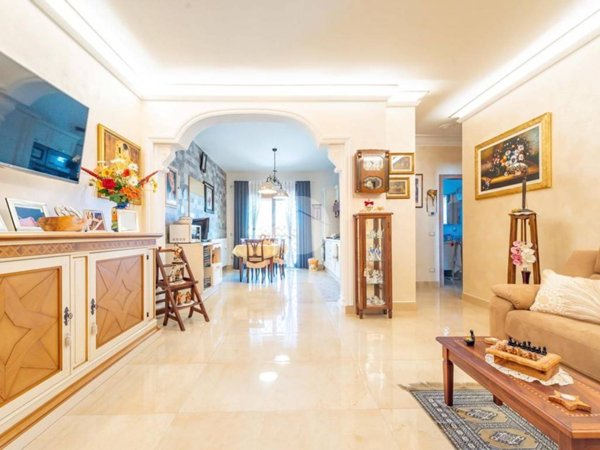 appartamento in vendita a Roma in zona Finocchio