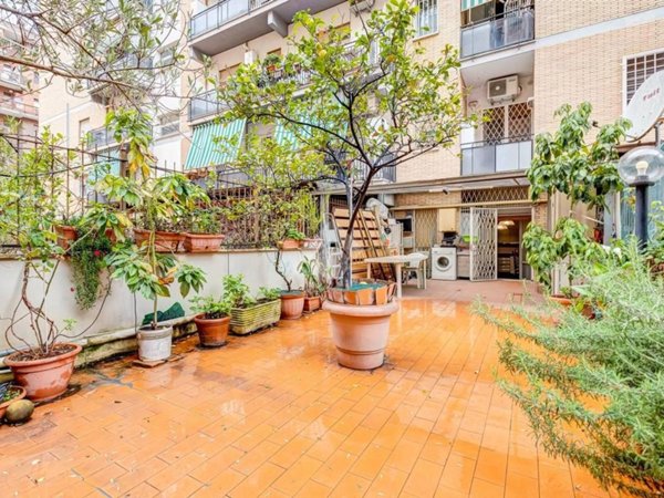 appartamento in vendita a Roma in zona Portuense