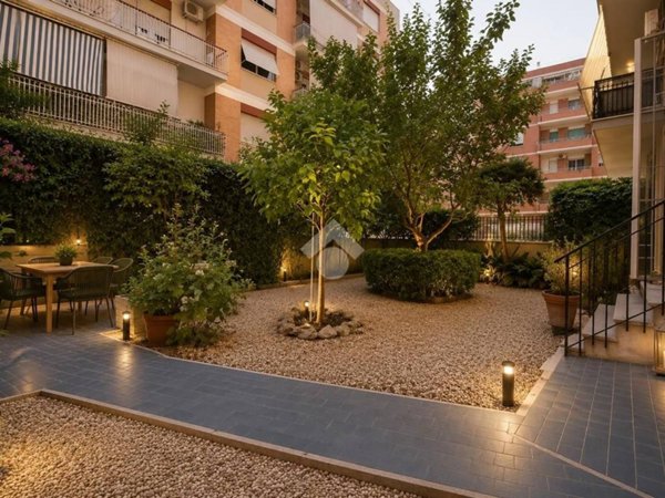 appartamento in vendita a Roma in zona Ostia