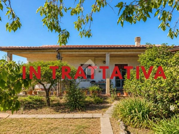 casa indipendente in vendita a Roma in zona Tragliatella
