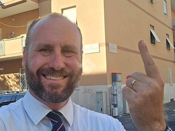 appartamento in vendita a Roma in zona Ostia