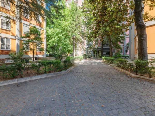 appartamento in vendita a Roma in zona Trieste