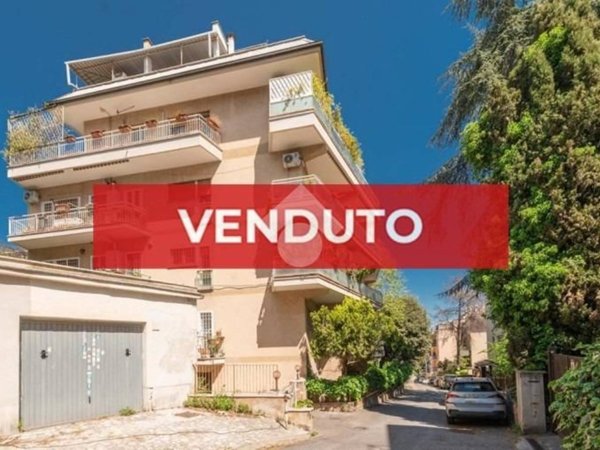 appartamento in vendita a Roma