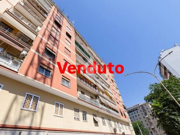 appartamento in vendita a Roma in zona Portuense