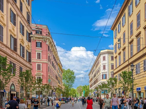appartamento in vendita a Roma in zona Rione Prati
