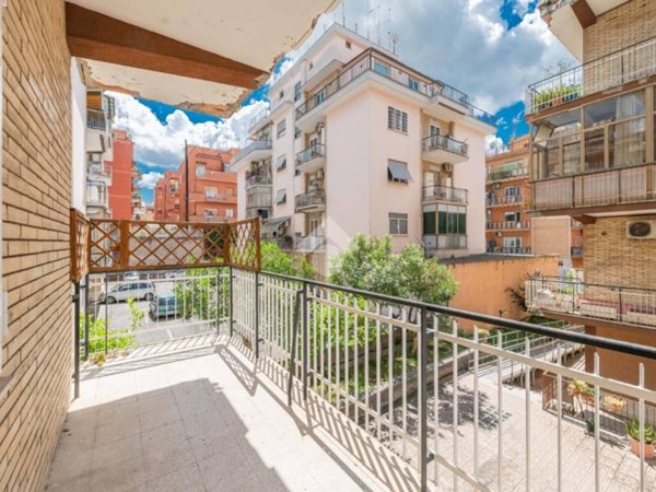 appartamento in vendita a Roma in zona Primavalle