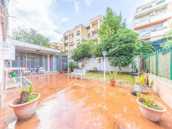 appartamento in vendita a Roma in zona Alessandrino