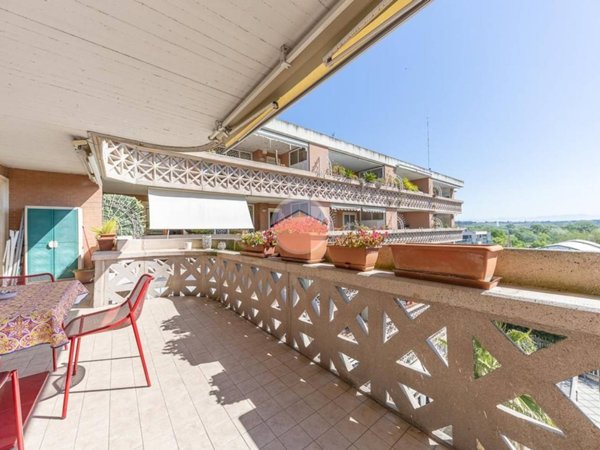 appartamento in vendita a Roma in zona Grottarossa